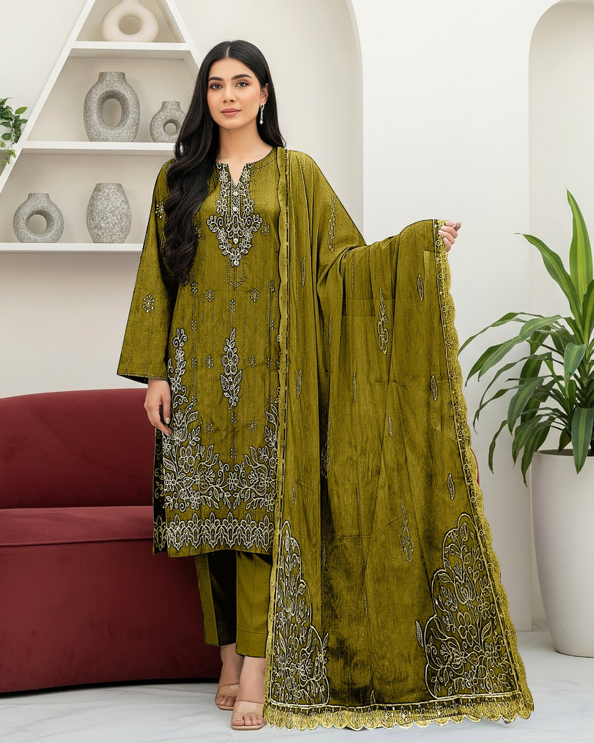 Fancy Chamki Dhanak 3PC suit with sequence head-skip embroidery and cutwork lace dupatta